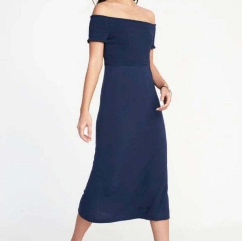 Womens Old Navy Off-The-Shoulder Fit & Flare Midi Dress - Med